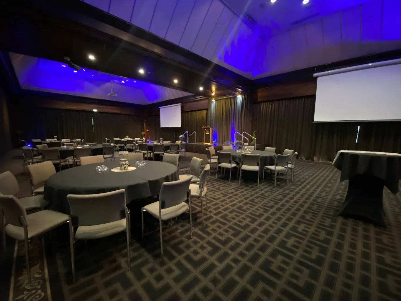 Ascot Park Hotel wedding venue