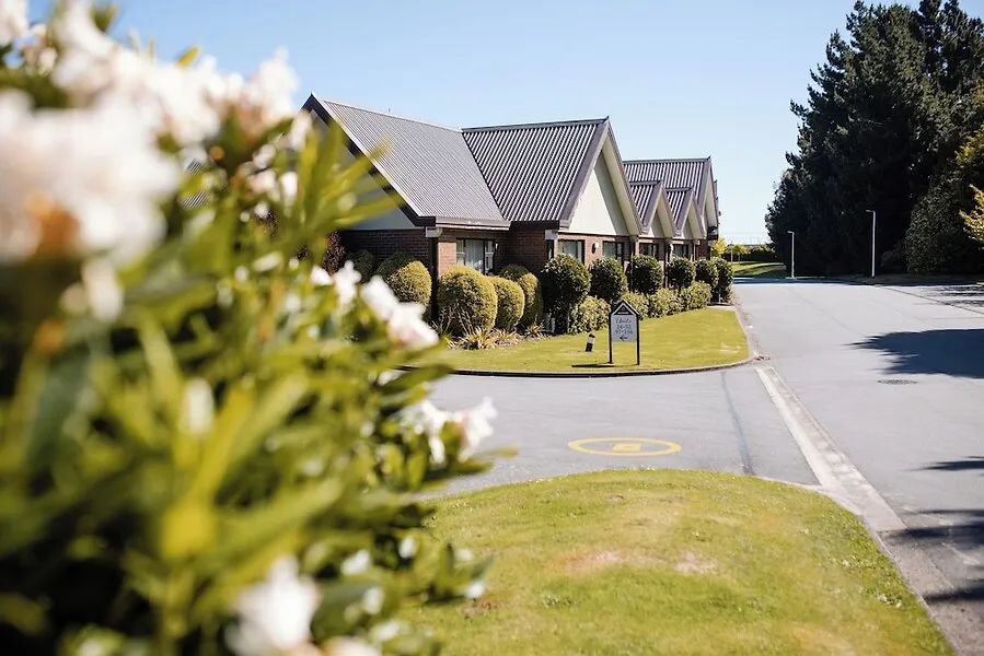 Ascot Park Hotel wedding venue