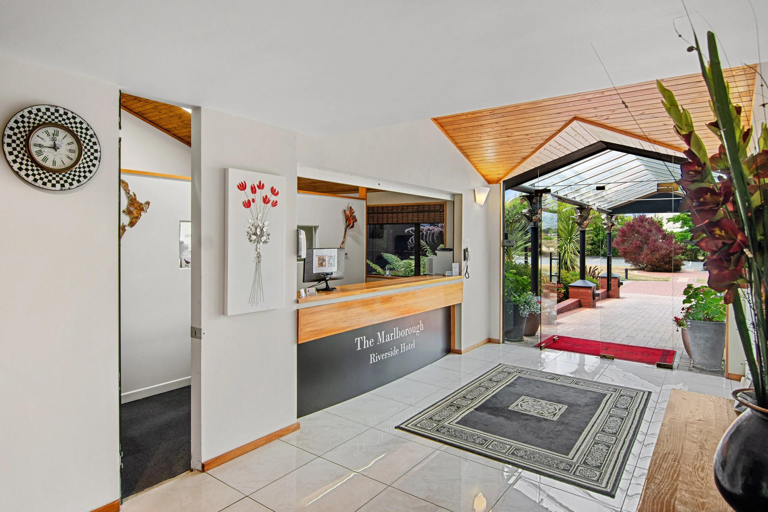 The Marlborough Riverside Hotel wedding venue, Marlborough