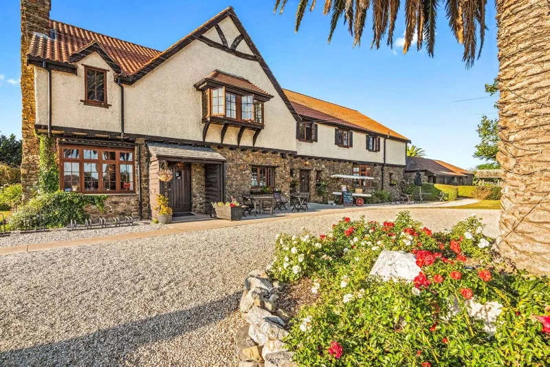 The Honest Lawyer wedding venue