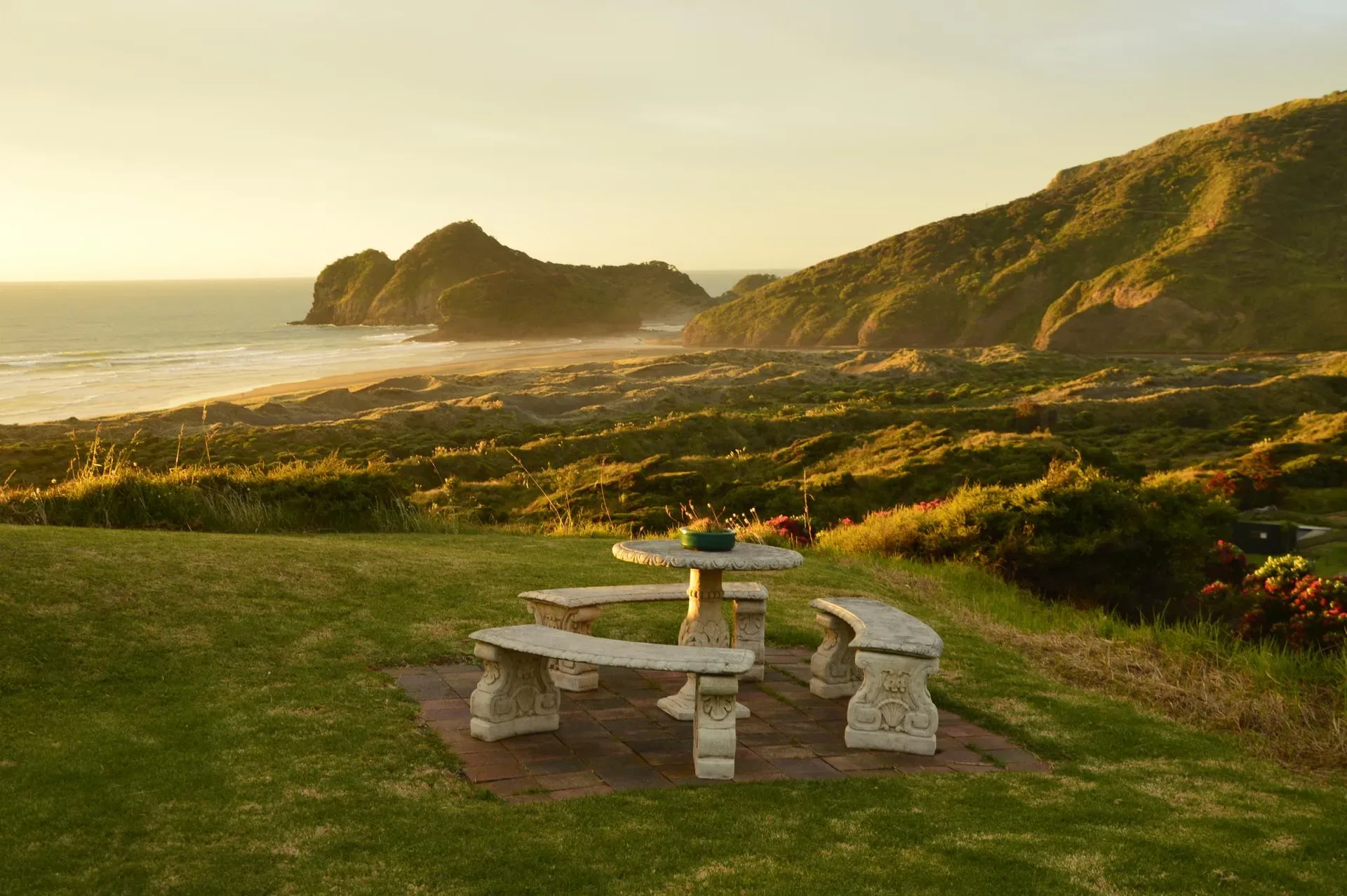 Bethells Beach Cottages wedding venue
